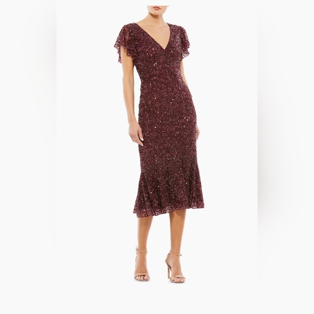 Mac DuggalBeaded Tea-Length Gown